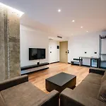 Cuni Luxury فندق