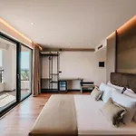 فندق Cuni Luxury