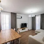 Cuni Luxury فندق 4*