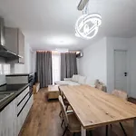 Cuni Luxury ساراندا