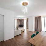 Cuni Luxury فندق