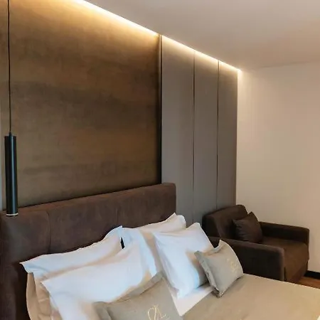 Hotel Cuni Luxury 4*