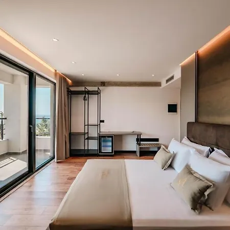 Hotel Cuni Luxury