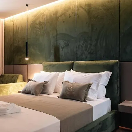 Cuni Luxury 4* Sarandë