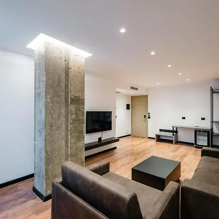 Cuni Luxury Hotel