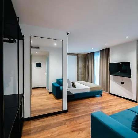 Cuni Luxury Hotel