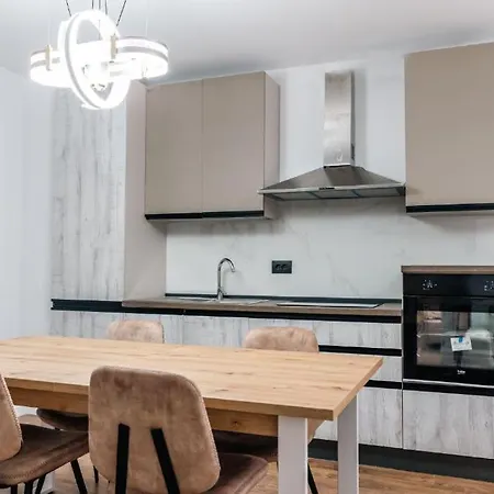 Hotel Cuni Luxury 4*