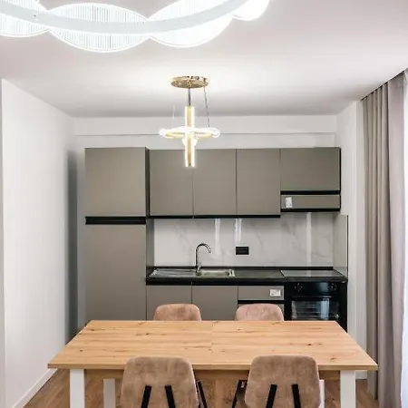 Cuni Luxury 4* Sarandë