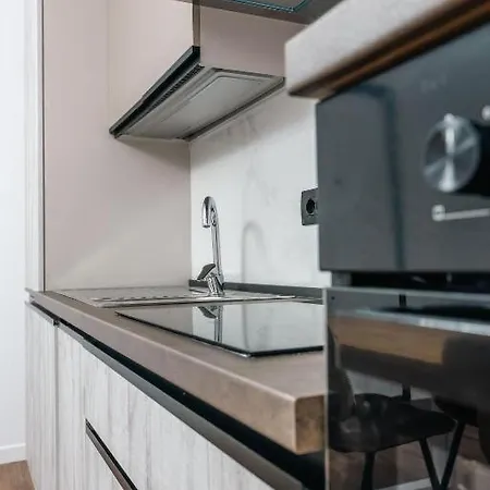 Cuni Luxury 4* Sarandë