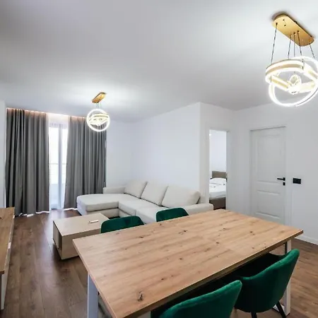 Cuni Luxury 4*