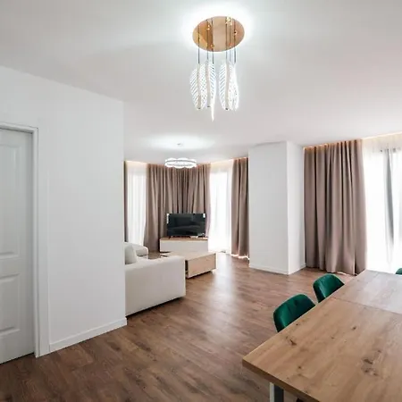 Cuni Luxury Hotel