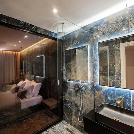 Cuni Luxury Hotell Sarandë