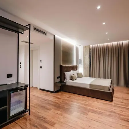Cuni Luxury