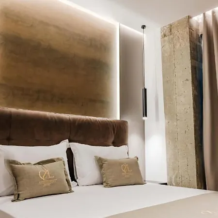 Cuni Luxury Hotel 4*